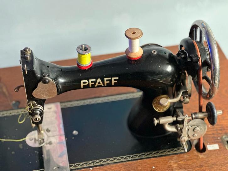 Antieke Pfaff Naaimachine Model 11 - Werkend + Bonus machine, Antiek en Kunst, Antiek | Naaimachines, Ophalen of Verzenden