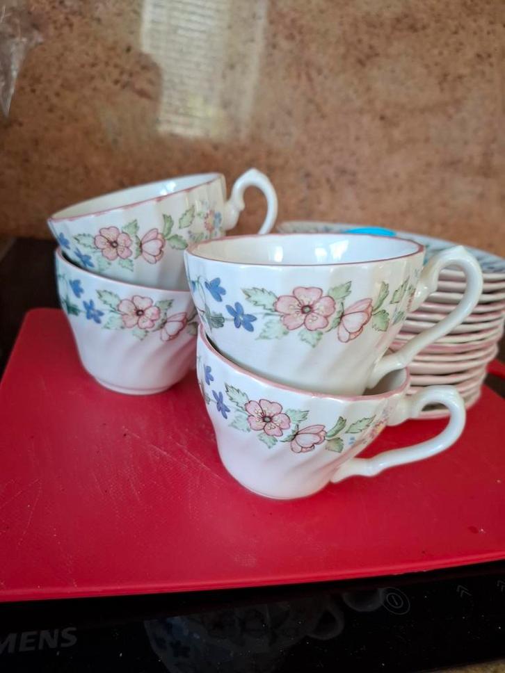3 x Kop & Schotel SpringFields by Jenny Rhodes, Huis en Inrichting, Keuken | Servies, Gebruikt, Kop(pen) en/of Schotel(s), Overige stijlen
