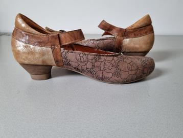 schoenen beschikbaar voor biedingen
