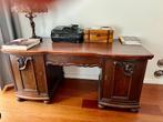 antiek bureau met leer bekleden stoel, Huis en Inrichting, Ophalen of Verzenden, Gebruikt, Bureau
