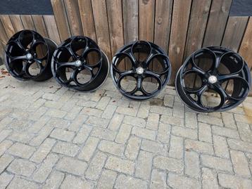 Velgen Stelvio /159 beschikbaar voor biedingen