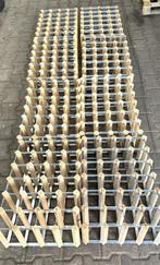 8 wijnrekken à 24 flessen = 192 flessen.Traditional Winerack, Gebruikt, 50 tot 75 cm, Ophalen of Verzenden, 25 flessen of meer