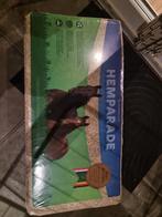 Hennep bodembedekking, Ophalen