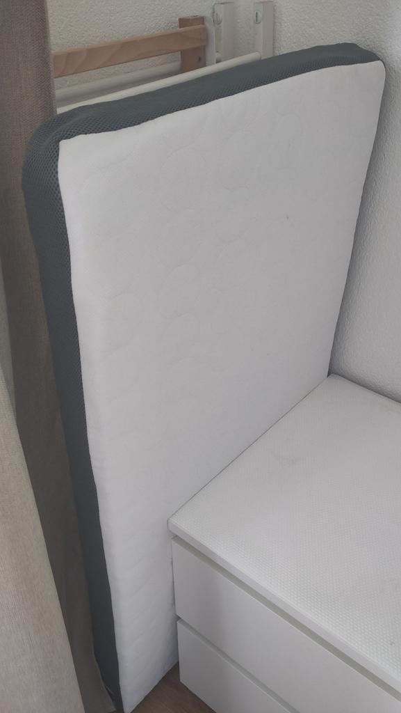 Himlavalv matras voor ledikant, Kinderen en Baby's, Babywiegjes en Ledikanten, Zo goed als nieuw, Ledikant, Ophalen