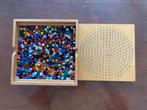 Houten ronde kralenplank met houten bak glaskralen, Kinderen en Baby's, Speelgoed | Educatief en Creatief, Ophalen of Verzenden