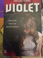 Abigal Gibbs Violet Heldin van de duisternis, Ophalen, Gelezen, Abigal Gibbs