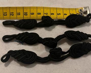 Set van 3 kleine zwarte brandenburgers – 14 cm – klassiek beschikbaar voor biedingen