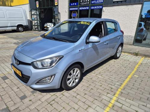 Hyundai i20 1.2i i-Deal, Auto's, Hyundai, Bedrijf, i20, ABS, Airbags, Airconditioning, Alarm, Bluetooth, Elektrische buitenspiegels