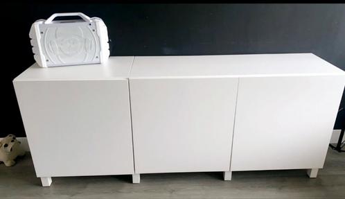 Besta Ikea wandmeubel/opberger met deuren. Wit (Wandkast), Huis en Inrichting, Kasten | Dressoirs, Zo goed als nieuw, 25 tot 50 cm