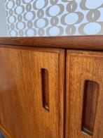 Vintage Deense teakhouten 2-deurs kast van Dyrlund, Ophalen, Teakhout, 50 tot 100 cm, Deens vintage