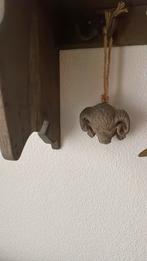 Ramshoofd hanger, Ophalen of Verzenden, Zo goed als nieuw