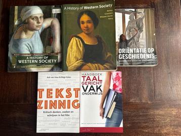Geschiedenis studie boeken (lerarenopleiding) beschikbaar voor biedingen