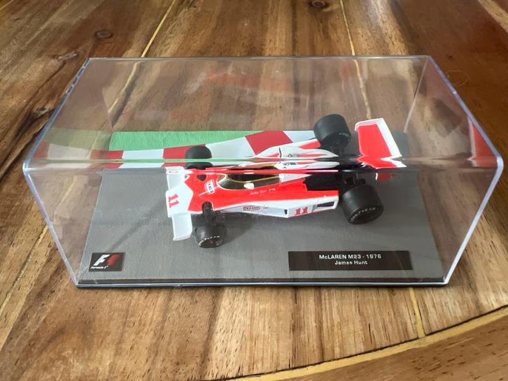 McLaren M23 – James Hunt – (1976, wereldkampioen), Verzamelen, Automerken, Motoren en Formule 1, Zo goed als nieuw, Formule 1