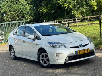 Toyota Prius 1.8 Plug-in Aspiration /Navi/Camera/ beschikbaar voor biedingen
