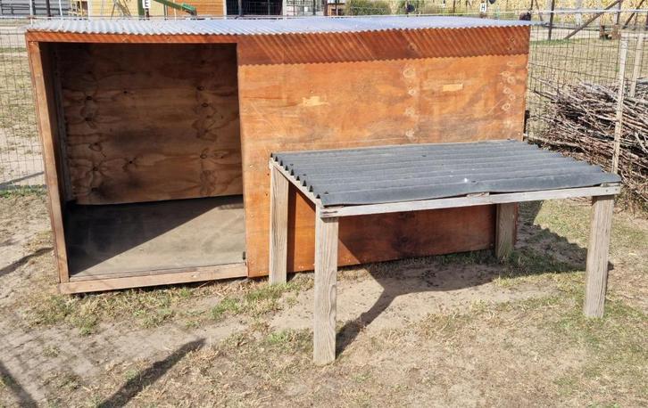 Hok voor kleinvee, Dieren en Toebehoren, Schapen, Geiten en Varkens, Schaap, Geslacht onbekend