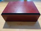 Vintage Humidor, Verzamelen, Rookartikelen, Aanstekers en Luciferdoosjes, Ophalen of Verzenden, Gebruikt, Tabaksdoos of Verpakking