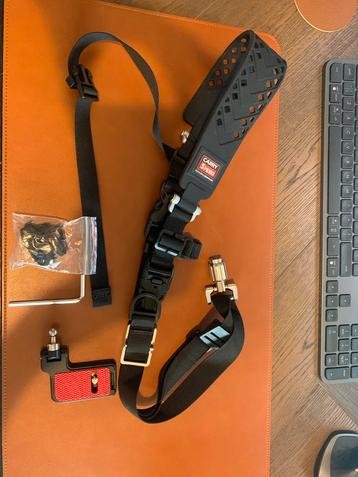 Carry Speed Extreme Camera Strap - Zo goed als nieuw beschikbaar voor biedingen