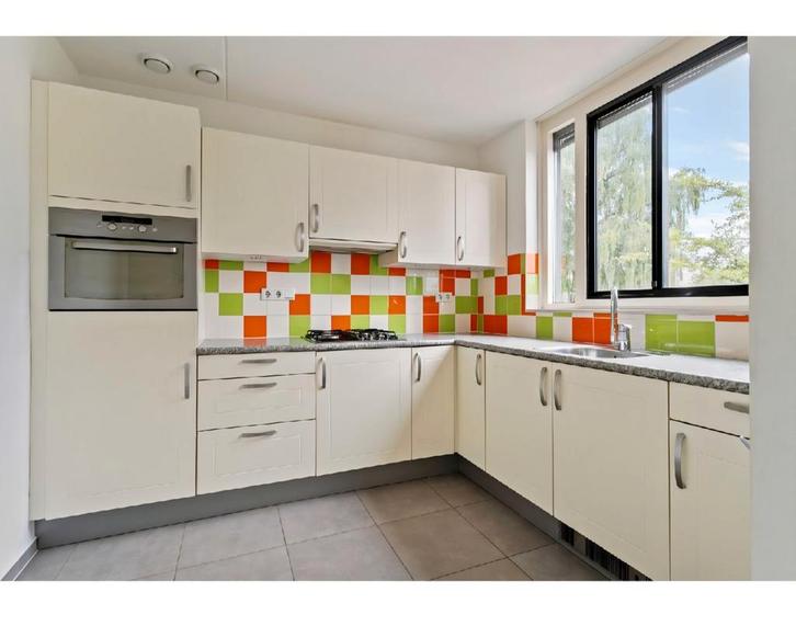 Nette L-vorm keuken met apparatuur - Zelf demonteren, Huis en Inrichting, Keuken | Complete keukens, Gebruikt, Hoekkeuken, Crème