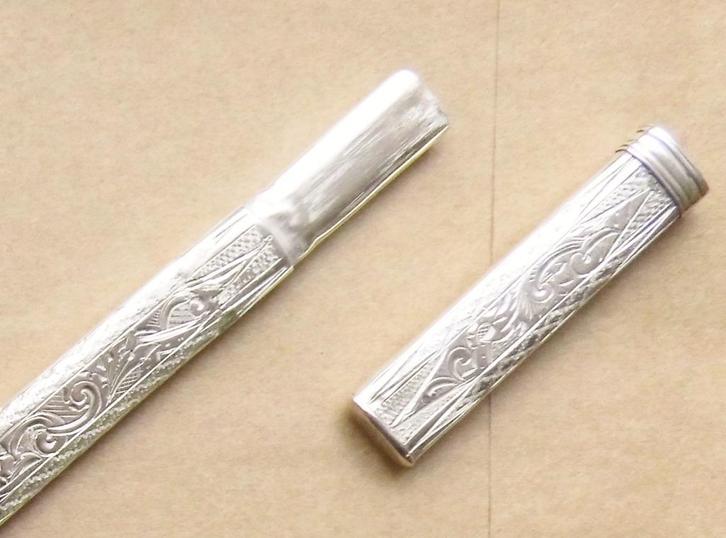 Antieke zilveren breipenhouder., Antiek en Kunst, Antiek | Goud en Zilver, Zilver, Ophalen of Verzenden