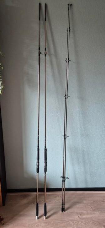 2x hand build Titan Carp hengels.  beschikbaar voor biedingen