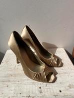 Nine west hakken pumps maat 36 champagne satijn, Ophalen of Verzenden, Zo goed als nieuw, Beige