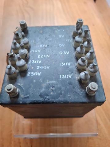 Radio energie transformer oud.10 10.75cm zwart. beschikbaar voor biedingen