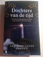 Armando Lucas Correa - Dochters van de tijd, Boeken, Ophalen of Verzenden, Zo goed als nieuw