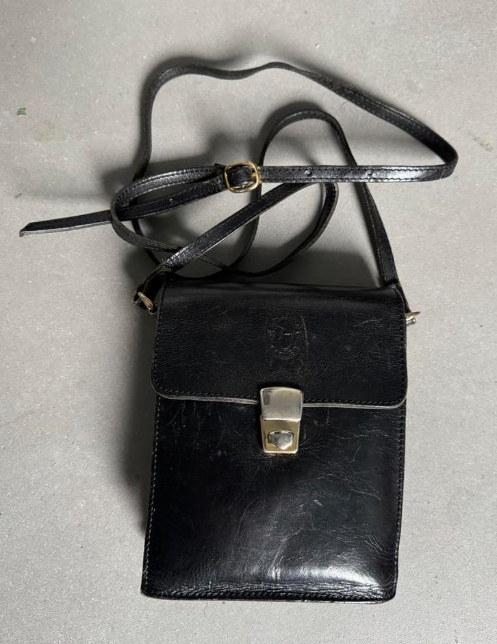 Vintage zwart lederen tasje/crossbody bag 14x17x4 cm, Sieraden, Tassen en Uiterlijk, Tassen | Damestassen, Gebruikt, Overige typen