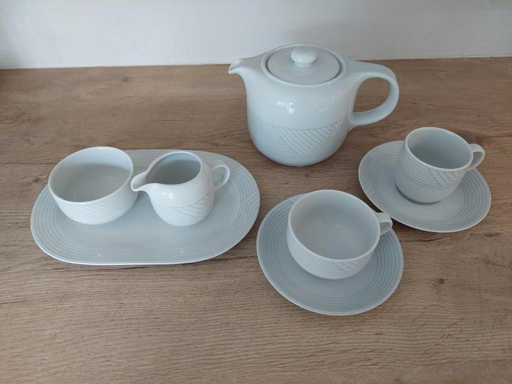 Servies Mosa, Huis en Inrichting, Keuken | Servies, Zo goed als nieuw, Kop(pen) en/of Schotel(s), Overige stijlen, Porselein, Ophalen