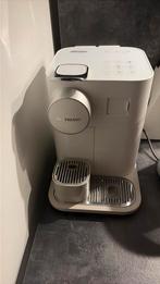Delonghi nespresso gran lattissima, Ophalen, Zo goed als nieuw, Koffiemachine