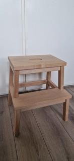 Houten Opstapje / Krukje ikea bekväm oude model, Huis en Inrichting, Krukjes, Ophalen of Verzenden, Zo goed als nieuw, Hout