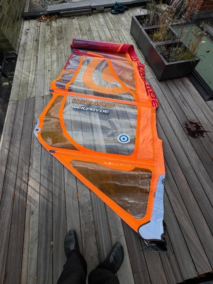 ++++Veel zeilen ++++Neil Pryde Wizard/Fusion/Combat/ Severne, Watersport en Boten, Windsurfen, Gebruikt, Zeil, Minder dan 5 m²