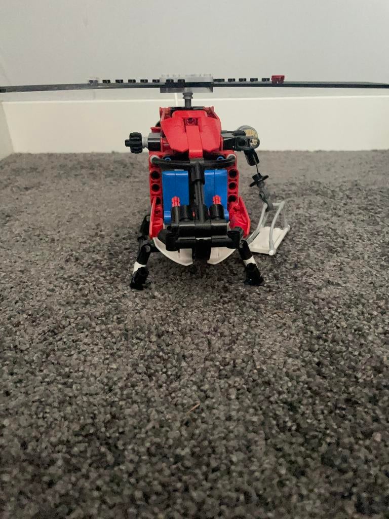 Lego Technic 42092 Reddingshelikopter - Compleet, Ophalen of Verzenden, Zo goed als nieuw, Complete set, Lego
