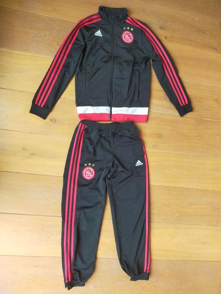 Ajax Adidas trainingspak maat 152 voor jonge Ajax fans!, Kinderen en Baby's, Kinderkleding | Maat 152, Zo goed als nieuw, Jongen of Meisje
