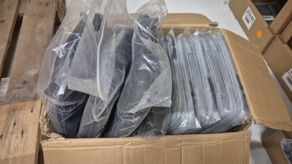 restpartij pallet laptop hoezen, Computers en Software, Laptophoezen, 15 inch, Nieuw, NVT, NVT