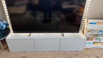 TV tafel / TV table beschikbaar voor biedingen