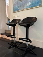 Kartell Spoon designkrukken zwart 2x, Huis en Inrichting, Barkrukken, Verzenden, Gebruikt