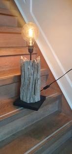 Prachtige staande lamp, Huis en Inrichting, Lampen | Hanglampen, Ophalen of Verzenden, Zo goed als nieuw, 75 cm of meer