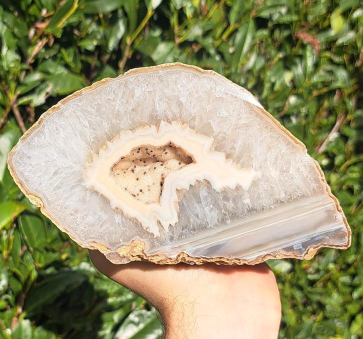 1.9kg Agaat met Bergkristal geode edelsteen natuursteen, Verzamelen, Mineralen en Fossielen, Ophalen of Verzenden