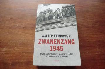 boek - Zwanenzang 1945 - Walter Kempowski / 2e Wereldoorlog beschikbaar voor biedingen