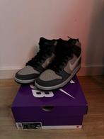 Nike SB Dunk High Pro Medium Grey Pink 41, Kleding | Heren, Schoenen, Nieuw, Ophalen of Verzenden, Sneakers of Gympen, Nike