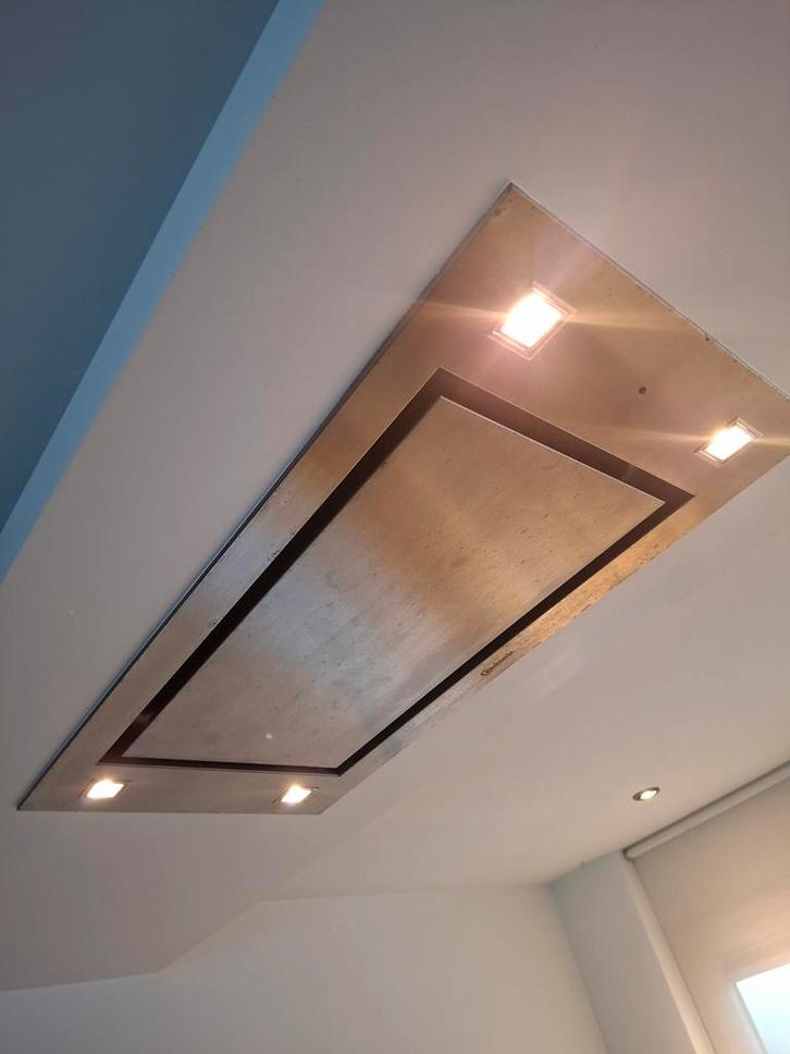 Verlaagd in prijs: Bauknecht Afzuigkap - boven kookeiland, Witgoed en Apparatuur, Afzuigkappen, Gebruikt, Inbouw, Vlakschermkap