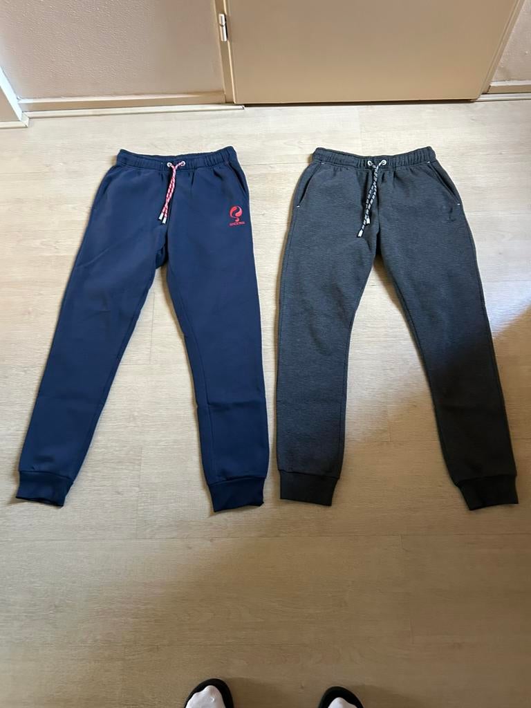 2x  heren joggingbroek mt: M qlegendry, Ophalen of Verzenden, Zo goed als nieuw, Blauw, W28 - W29 (confectie 36)