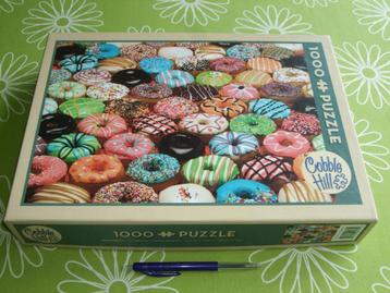 Kleurrijke donuts puzzel van Cobble hill 1000 stukjes beschikbaar voor biedingen