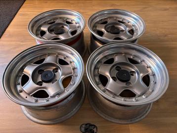 13” Revolution velgen beschikbaar voor biedingen