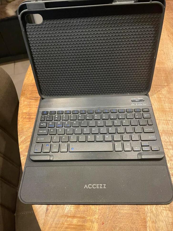 iPad/Tablet Houder 9-10 inch met Toetsenbord, Computers en Software, Tablet-hoezen, Zo goed als nieuw, Bescherming voor- en achterkant