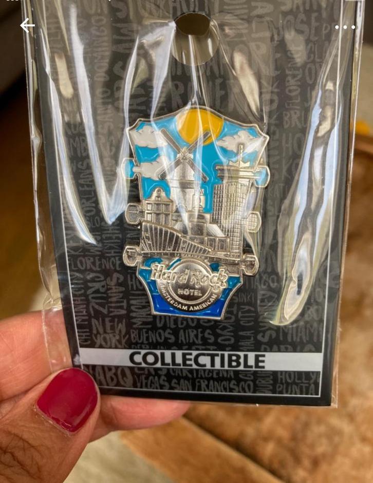 Hard Rock Hotel Amsterdam Speldje Nieuw, Verzamelen, Speldjes, Pins en Buttons, Nieuw, Speldje of Pin, Stad of Land, Ophalen of Verzenden