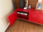 Rode metalen kast, Huis en Inrichting, Ophalen, Zo goed als nieuw, Retro