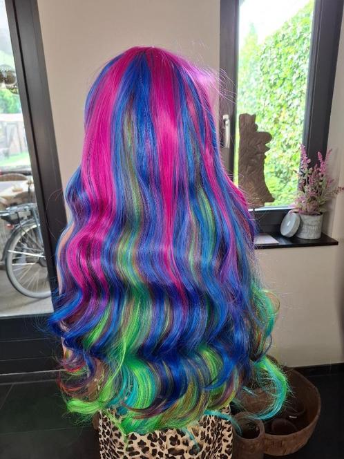 Gave pruik, Sieraden, Tassen en Uiterlijk, Uiterlijk | Haarverzorging, Nieuw, Pruik of Haarverlenging, Ophalen of Verzenden