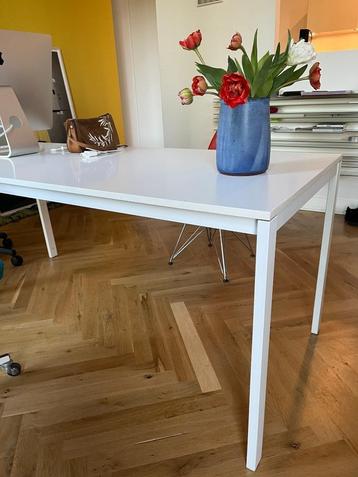 Witte Werk/Eettafel Ikea collectie! moet snel weg! beschikbaar voor biedingen